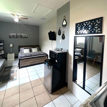 Lovely & Modern Room In Miami Cutler Ridge Bagian luar foto